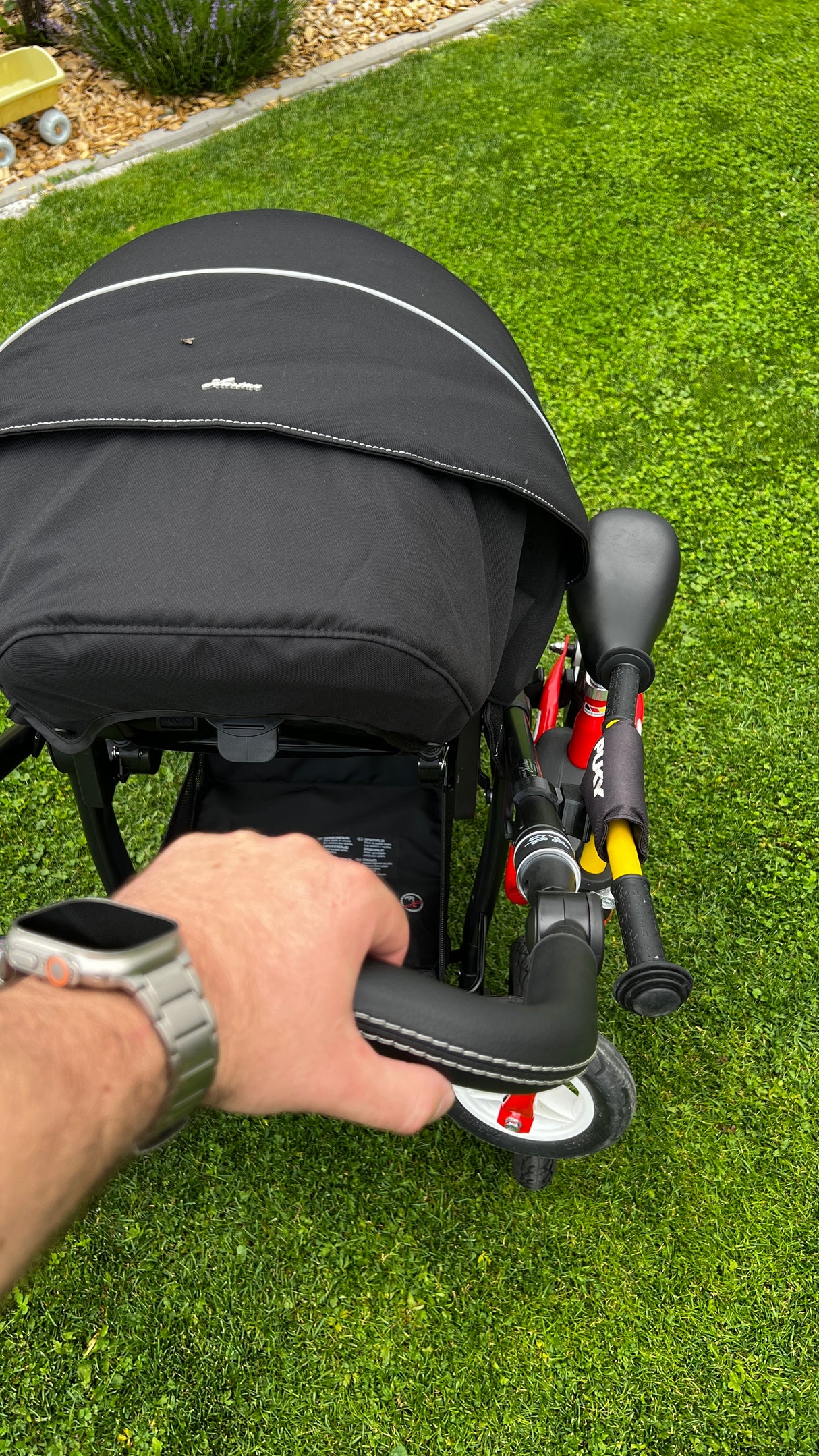 Laufradhalter kompatibel mit Hartan Racer GT / GTS / GTX