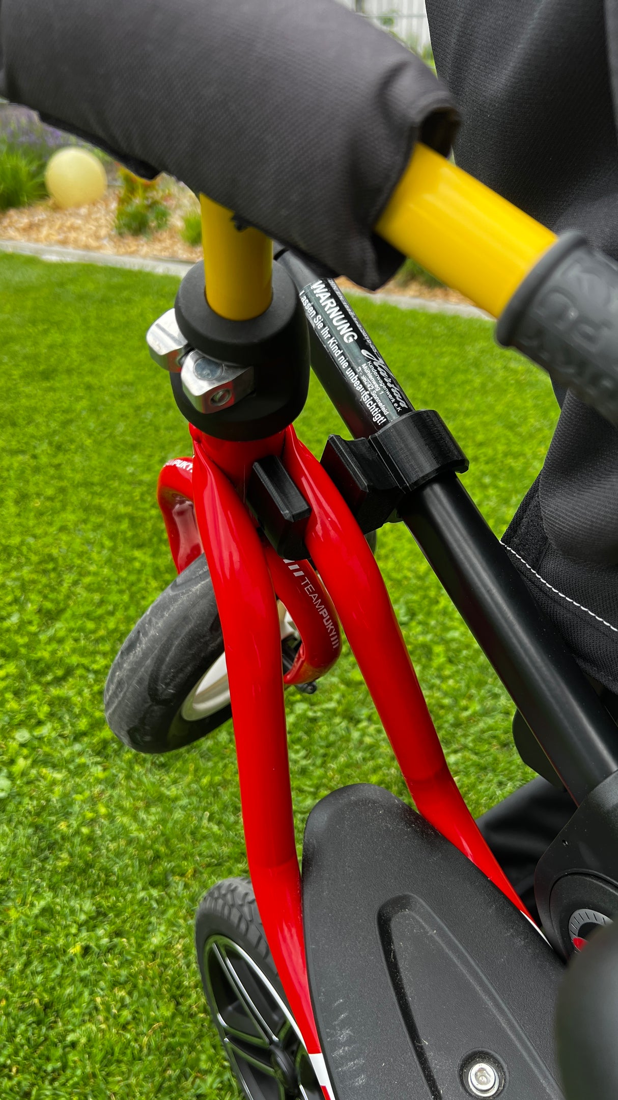 Laufradhalter kompatibel mit Hartan Racer GT / GTS / GTX